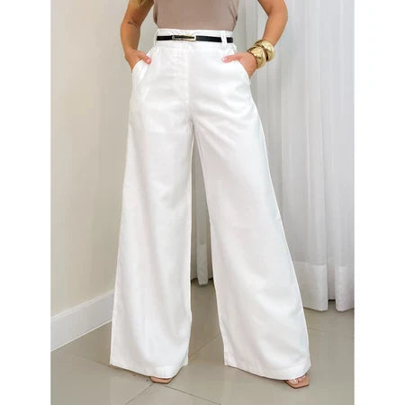Calça pantalona de linho feminina bege com cintura alta

Modelo usando calça de linho preta elegante com sandálias

Calça pantalona cinza com corte reto e tecido leve

Calça de linho plus size feminina para verão 2025

Calça pantalona verde musgo com cintura marcada

Look minimalista com calça de alfaiataria feminina

Calça confortável de linho com bolsos laterais

Detalhe da costura e caimento da calça pantalona de linho

Calça pantalona feminina estilo alfaiataria para escritório

Moda casual chic com cal