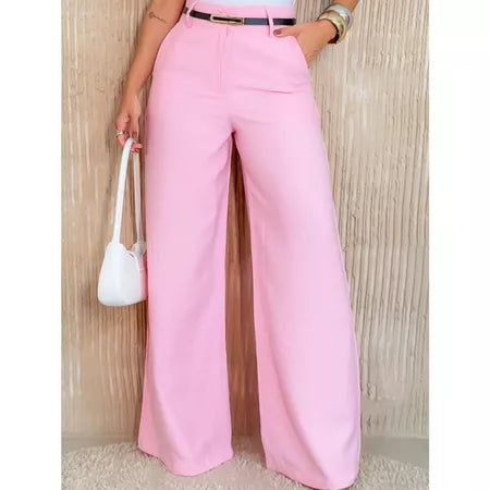 Calça pantalona de linho feminina bege com cintura alta

Modelo usando calça de linho preta elegante com sandálias

Calça pantalona cinza com corte reto e tecido leve

Calça de linho plus size feminina para verão 2025

Calça pantalona verde musgo com cintura marcada

Look minimalista com calça de alfaiataria feminina

Calça confortável de linho com bolsos laterais

Detalhe da costura e caimento da calça pantalona de linho

Calça pantalona feminina estilo alfaiataria para escritório

Moda casual chic com cal