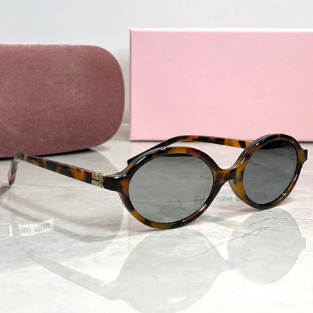 Óculos de Sol Feminino Estampa Leopardo – Leve, Estiloso e Proteção UV400